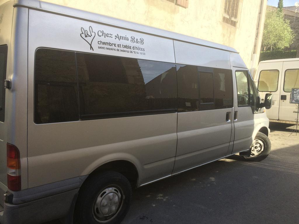 Chez Les Amis Otel Saint-Nazaire-de-Ladarez Dış mekan fotoğraf