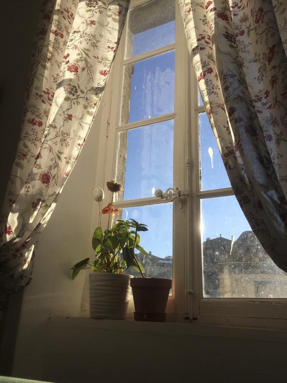 Chez Les Amis Otel Saint-Nazaire-de-Ladarez Dış mekan fotoğraf